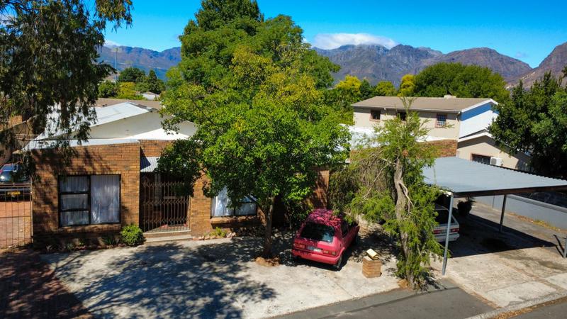 4 Bedroom Property for Sale in Klein Parys Western Cape